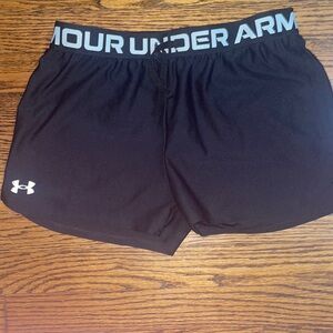 Under Armour girls size L black shorts
